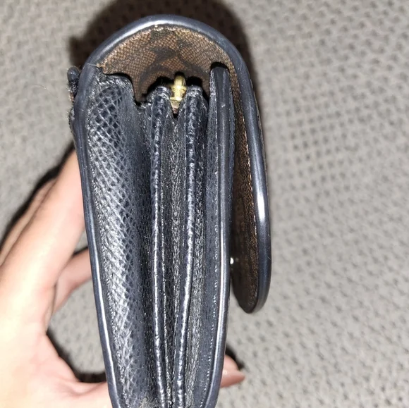 Coach Wallet - Picture 6 of 6